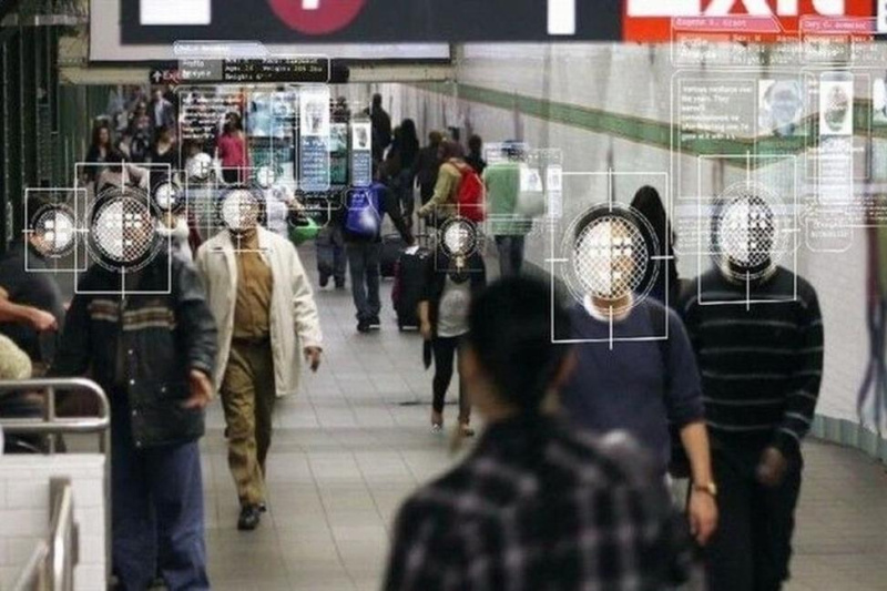 Установка систем видеонаблюдения с технологией распознавания лиц в общественных местах