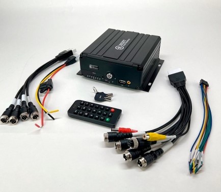 Видеорегистратор 4-канальный Best Electronics MDR 8212 (V2)